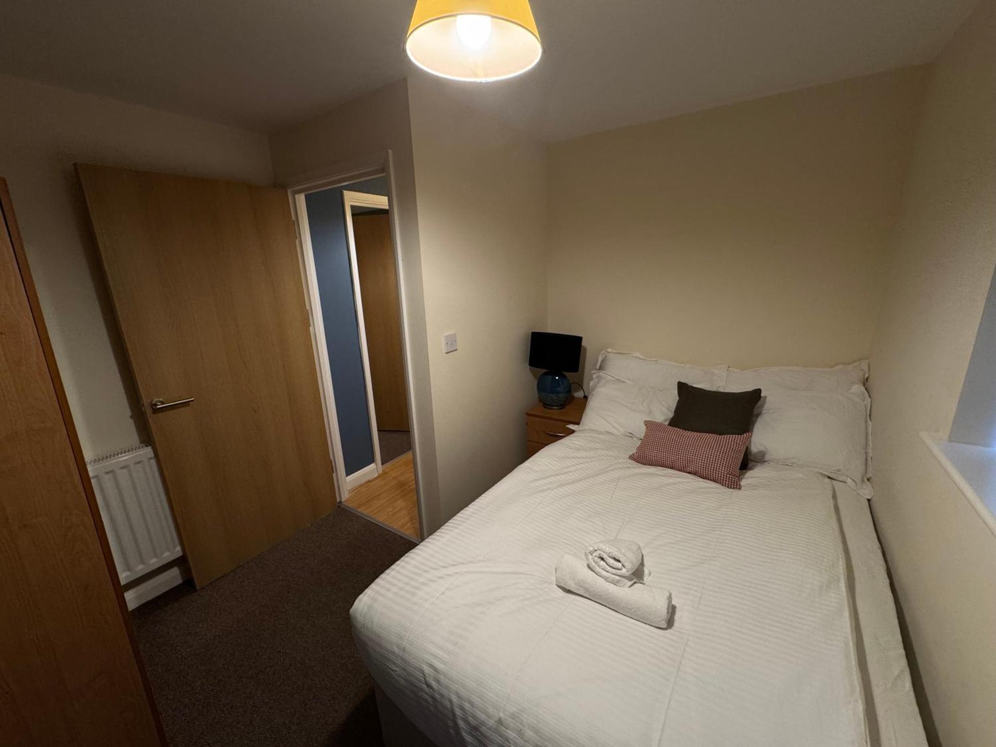 The Vogue Stay, 3 Bedrooms, 2 Bathrooms, Ideal For Jr & Oxford Hospitals, Free Carpark, Conveniently Located For Ring Road Access, 2 Miles From Oxford City Centre Easy Car & Bus Route Εξωτερικό φωτογραφία