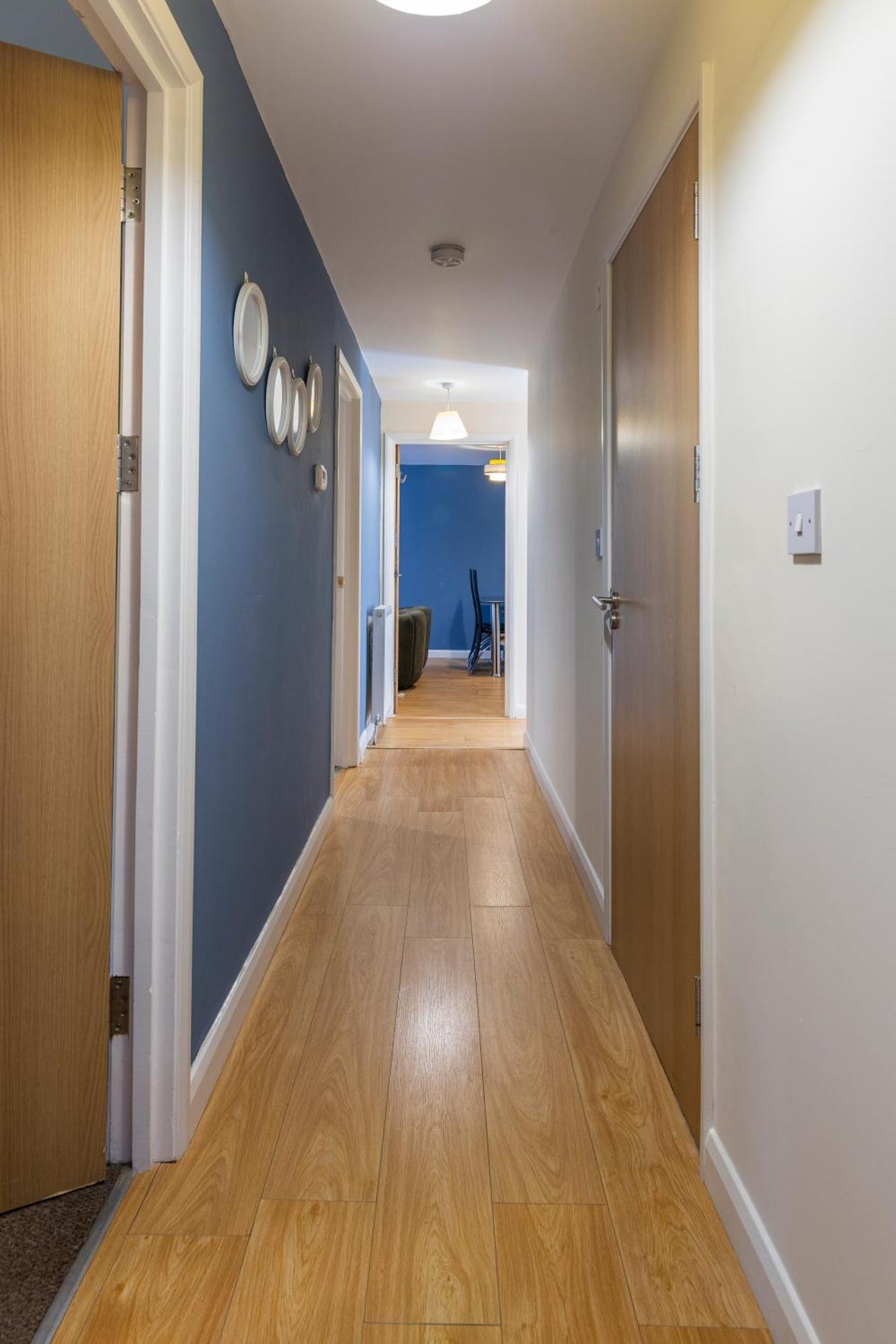 The Vogue Stay, 3 Bedrooms, 2 Bathrooms, Ideal For Jr & Oxford Hospitals, Free Carpark, Conveniently Located For Ring Road Access, 2 Miles From Oxford City Centre Easy Car & Bus Route Εξωτερικό φωτογραφία