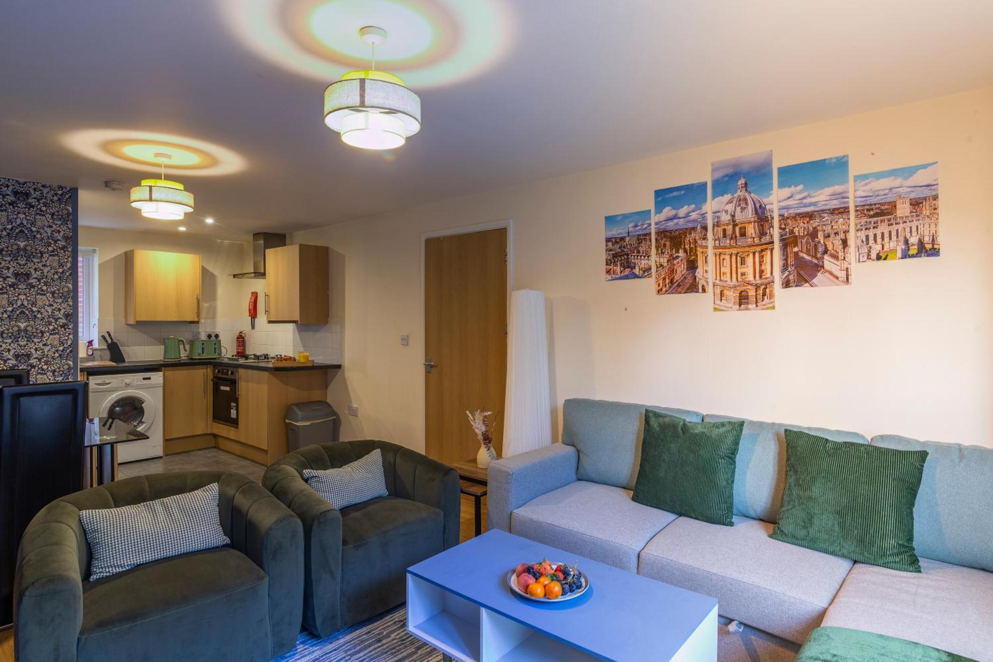 The Vogue Stay, 3 Bedrooms, 2 Bathrooms, Ideal For Jr & Oxford Hospitals, Free Carpark, Conveniently Located For Ring Road Access, 2 Miles From Oxford City Centre Easy Car & Bus Route Εξωτερικό φωτογραφία